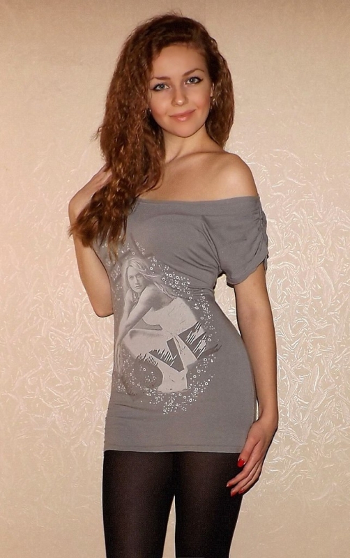 💋 Отдашься мне на пару часов, и я покажу тебе настоящее наслаждение и безудержную страсть. Можешь полностью расслабиться и довериться моим магическим рукам, которые точно знают, как доставить удовольствие.
📸 В моем арсенале есть множество откровенных фото – сиськи, попка и соблазнительное лицо! Гарантирую, что я выгляжу не хуже, чем на фотографиях. Так что встречаешься со мной, ты точно не разочаруешься.
🌇 Живу в Москве, самом пульсирующем и загадочном городе. Именно здесь я готова воплотить все твои фантазии в реальность. Забудь о рутине и окунись в мир сексуальных наслаждений со мной. Только для тебя! 💕 Лизаветка